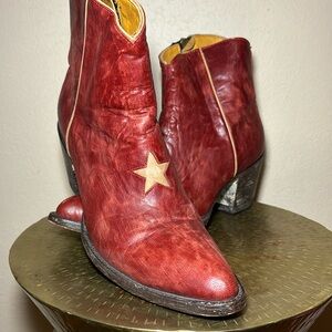 Old Gringo Red Leather Western Star Booties, Women’s Size 8 1/2.